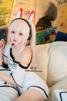 年轻的母亲HT235